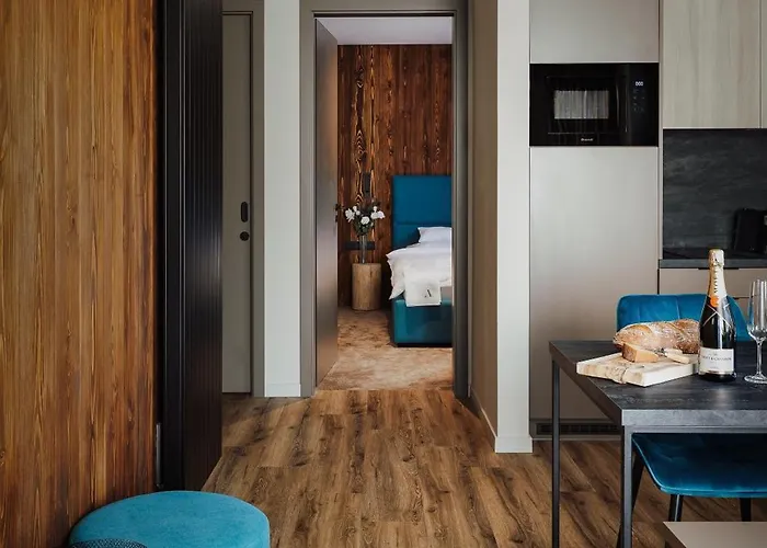 Avenue Apartmanhotel 3*