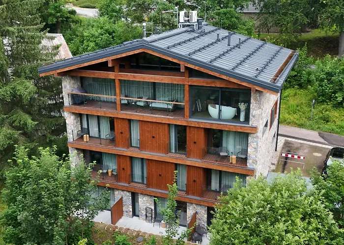 Avenue 3* Špindlerŭv Mlýn